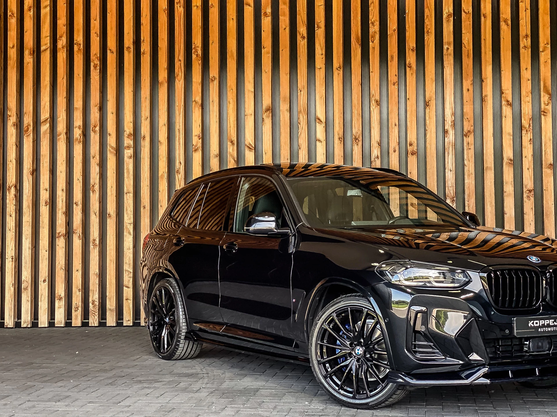 BMW X3 2023 - xDrive30e 292PK High Executive M-Sport obrázek 32