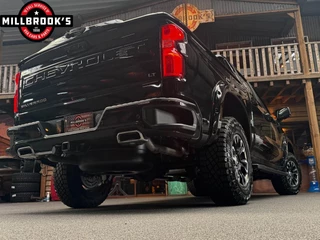 Chevrolet Silverado 2024 - Z71 Trailboss image 10