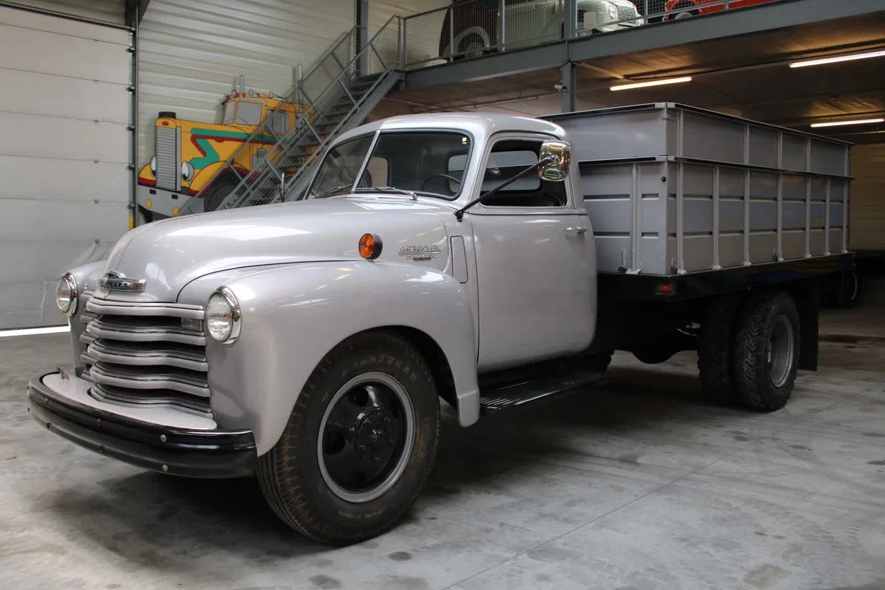 Chevrolet 1948 - Loadmaster zdjęcie 1