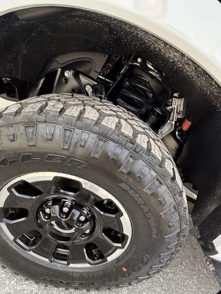 Ford F-250 2026 - USA 6.7 V8 Platinum Tremor obrazek 8