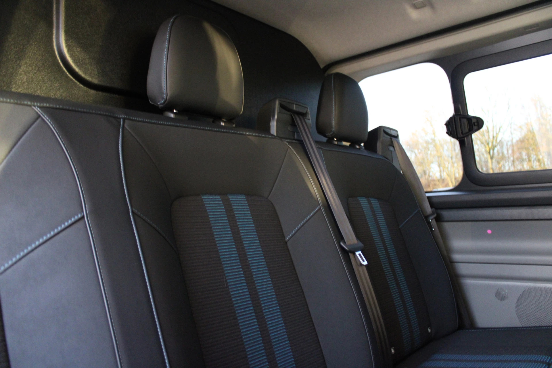 Ford Transit Custom 2025 - 320 2.5 PHEV L1H1 Sport DC 232pk - 2x Schuif - 360 Camera - ACC - Keyless - Stoel/Stuurverwarming - Blindspot - Incl BPM - Rijklaar Bild 43