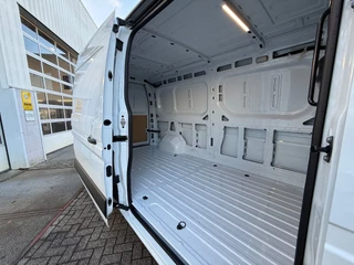 Renault Master 2026 - Red Edition E-TECH L3H2 NIEUW/ VOORRAAD / 22kW boardlader zdjecie 23