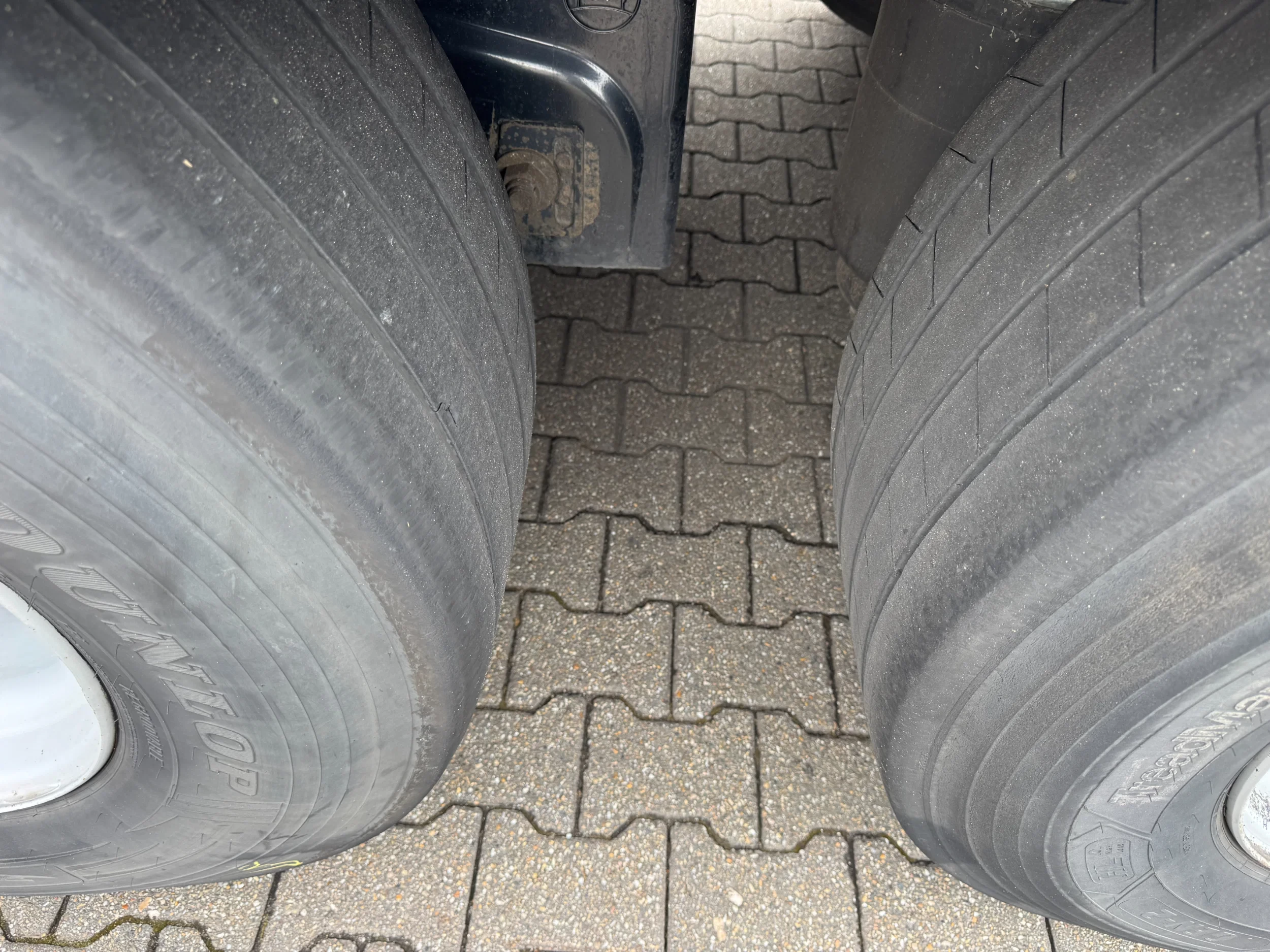 Krone 2015 - Schuifzeil-Dak / Laadklep / BPW-Axle / Code XL / APK obrázek 16