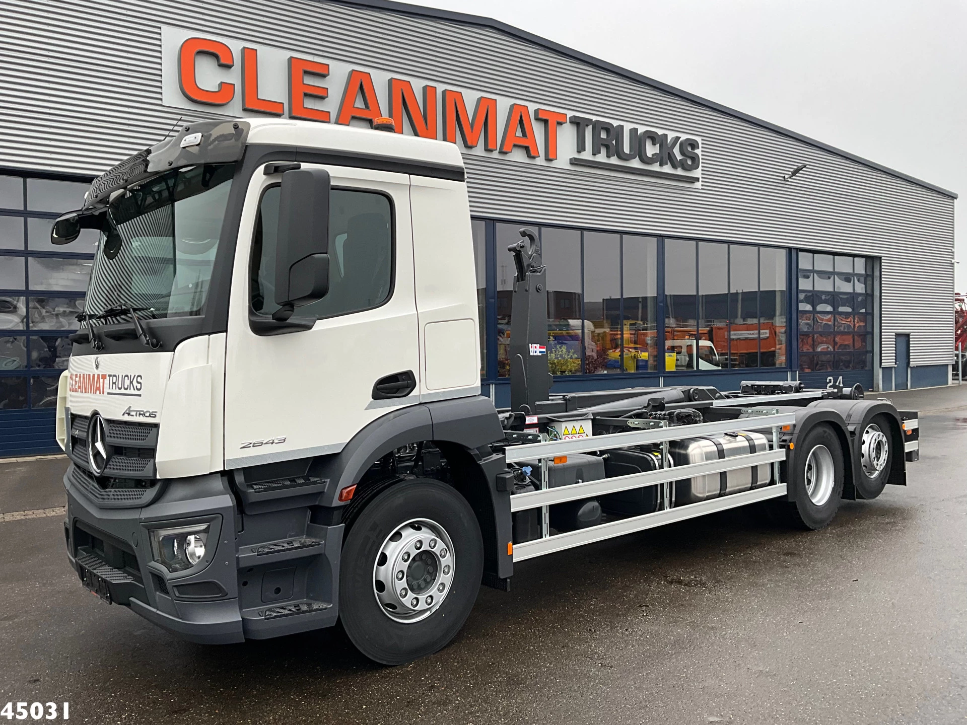 Mercedes-Benz Actros 2025 - 2643 VDL 21 Ton haakarmsysteem imagen 2