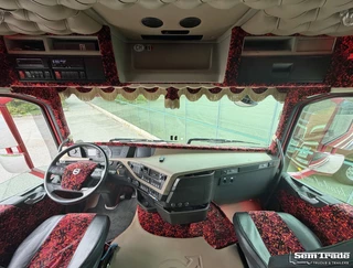 Volvo FH 2019 - 13.420 FULL ADR ALL CLASSES SPECIAL SHOW TRUCK SUPER CONDITION obrazek 9