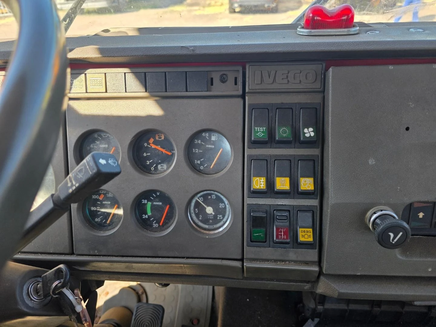 Iveco 190.26 1985 image 15