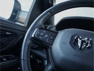 Dodge Ram 1500 2024 - 5.7 V8 4x4 Crew Cab Limited изображение 33