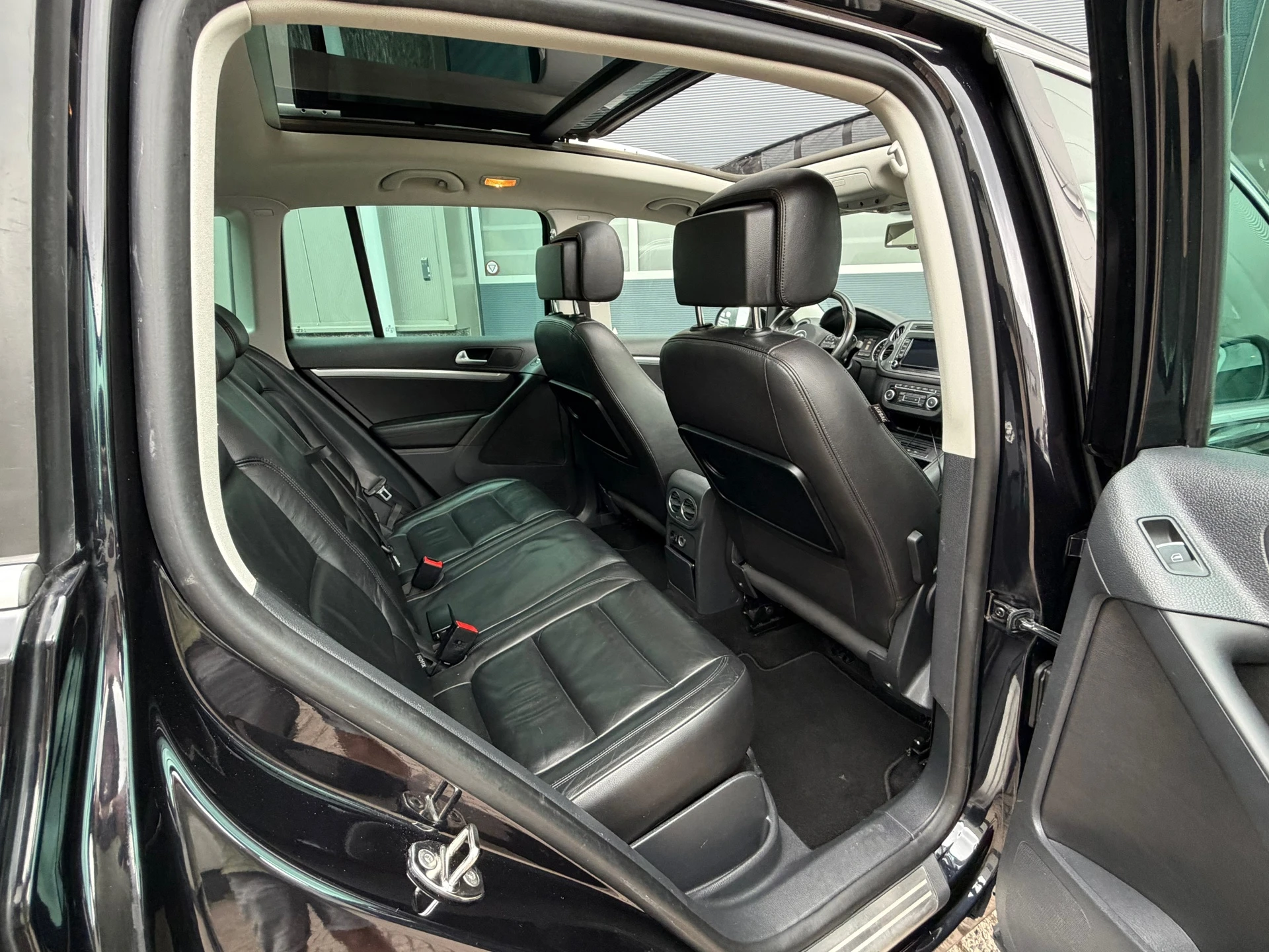Volkswagen Tiguan 2011 - 2.0 TSI Sport&Style 4Motion bj.2011 Autom|Pano|Trekh|Navi. afbeelding 12