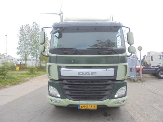 DAF CF 330 2015 - NL TRUCK Bild 2