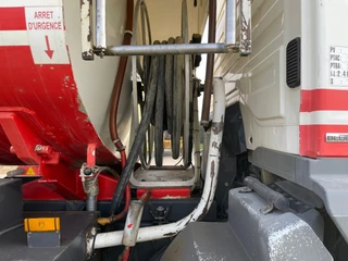 Mercedes-Benz Axor 1829 13.500L Fuel Truck 2007 - N/A afbeelding 22