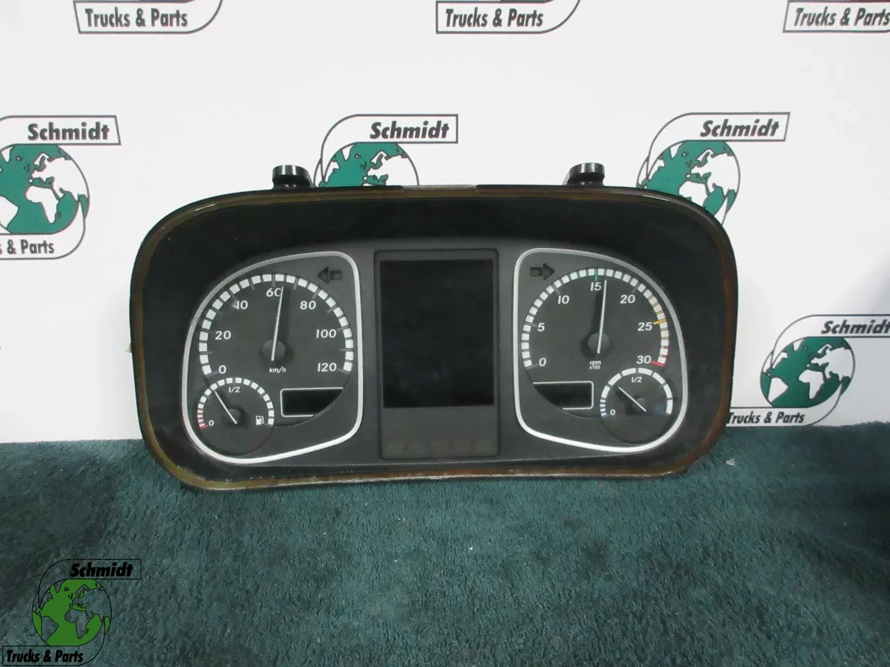 Mercedes-Benz - A 967 446 48 21 INSTRUMENTENPANEEL MERCEDES ATEGO EURO 6 imagem 1