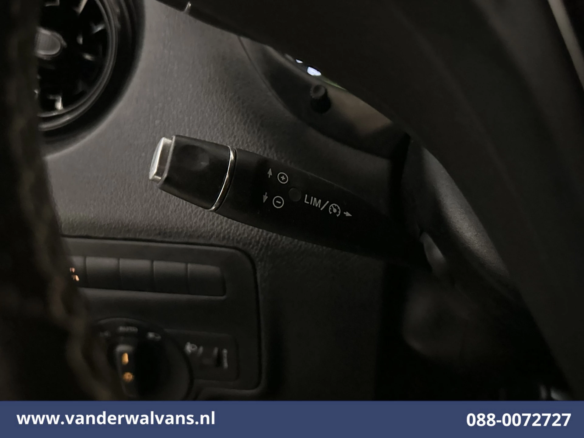 Mercedes-Benz Vito 2021 - 114 CDI 136pk L2H1 Euro6 Airco | Camera | Navigatie | Cruisecontrol | Apple Carplay image 5