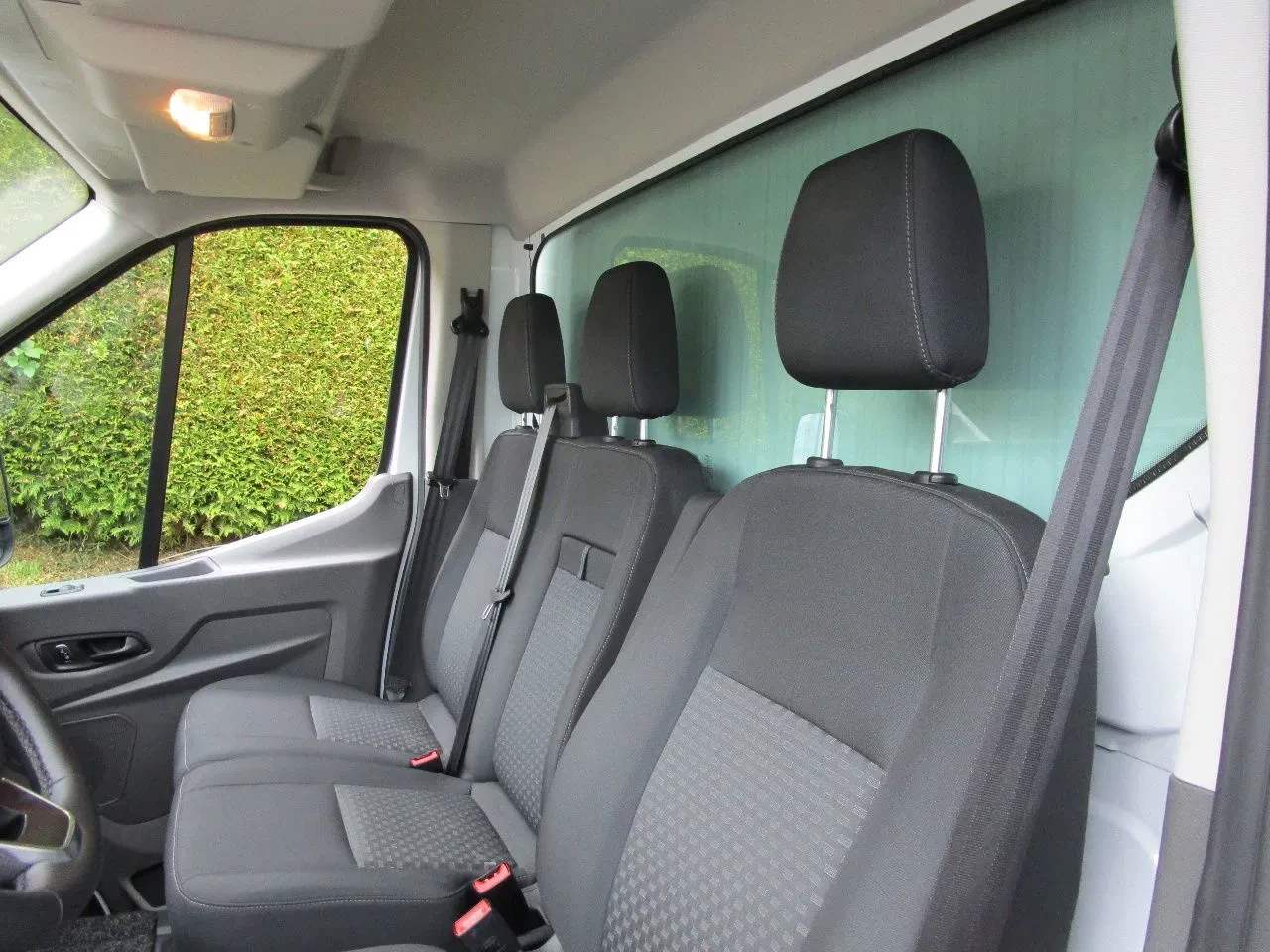 Ford Transit 2023 - bakwagen 5,0 m. (luchtremsysteem/vangmuil) Bild 11