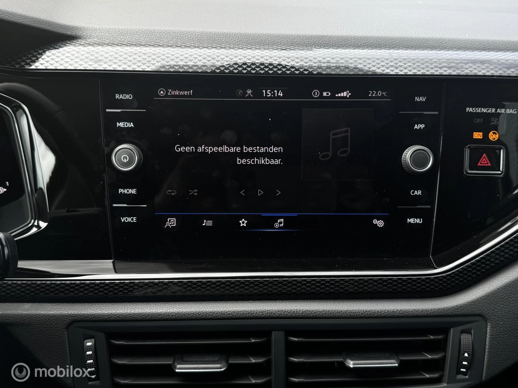 Volkswagen Polo 2022 - 1.0 TSI Life Business APPLE CAR PDC 62KM afbeelding 23