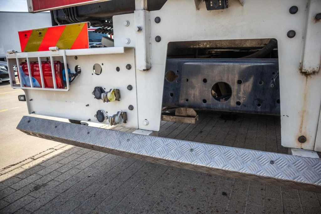 MAN TGS 2018 - 35.420 BL-8x4-4+HIAB 188 E-2 Bild 14