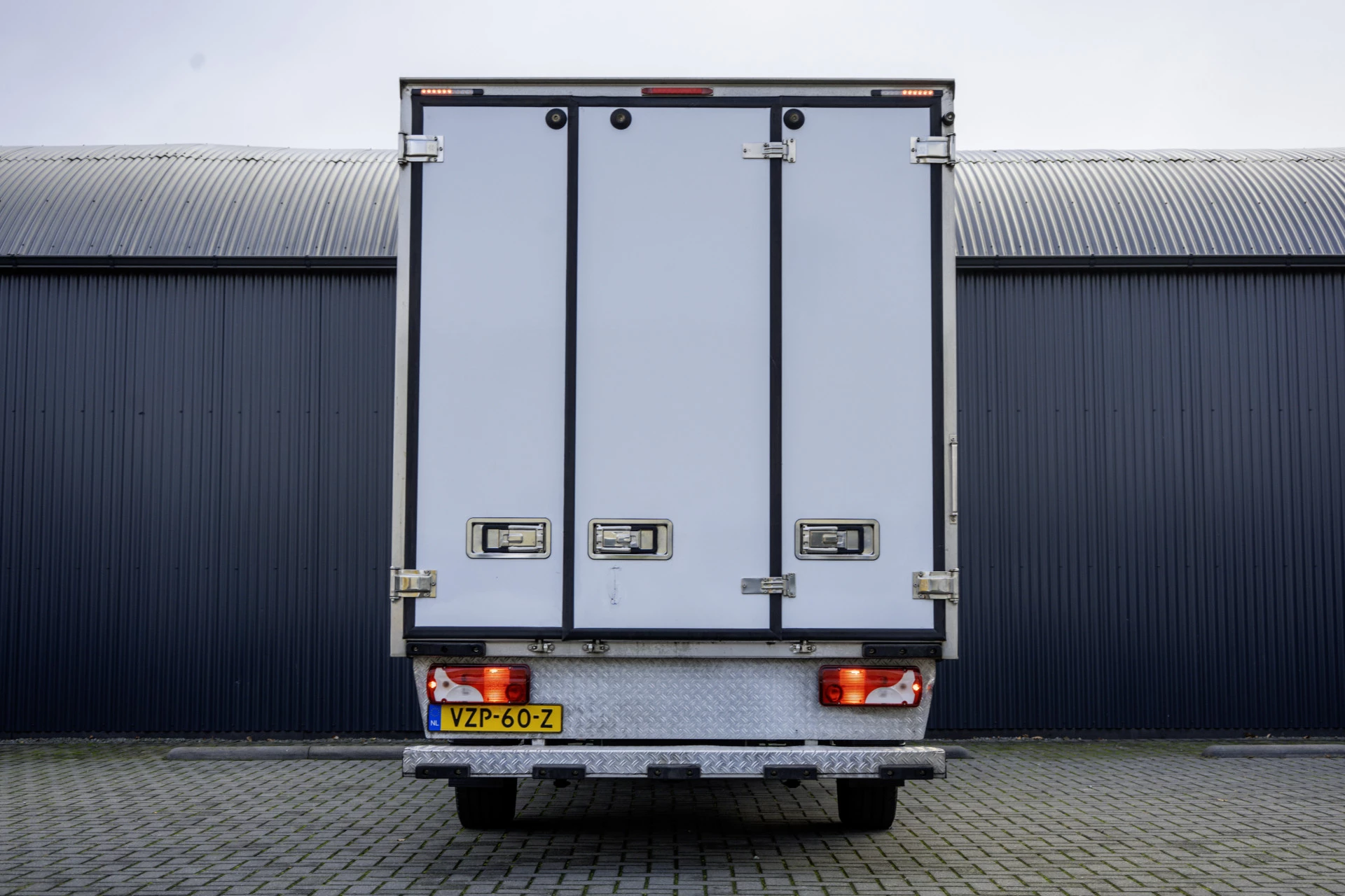 Mercedes-Benz Sprinter 2023 - 315 CDI | Koelwagen | Zijdeur | 150PK | Cruise | Airco zdjęcie 6