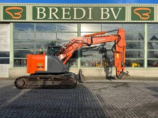 Hitachi 2013 - ZX 135 US-3 image 2 thumbnail