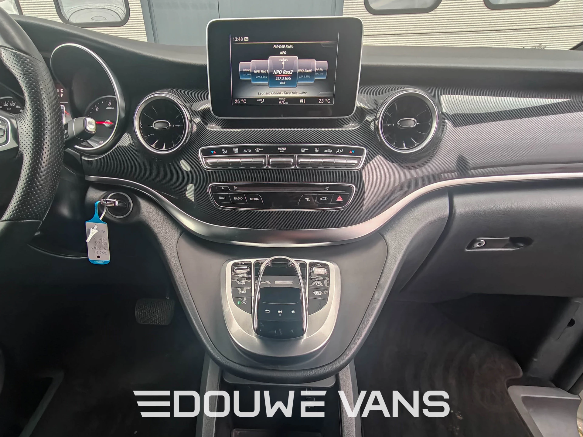 Mercedes-Benz V-Class 2019 - V220 L2 Edition Trekhaak LED Enkel Cabine Bild 16