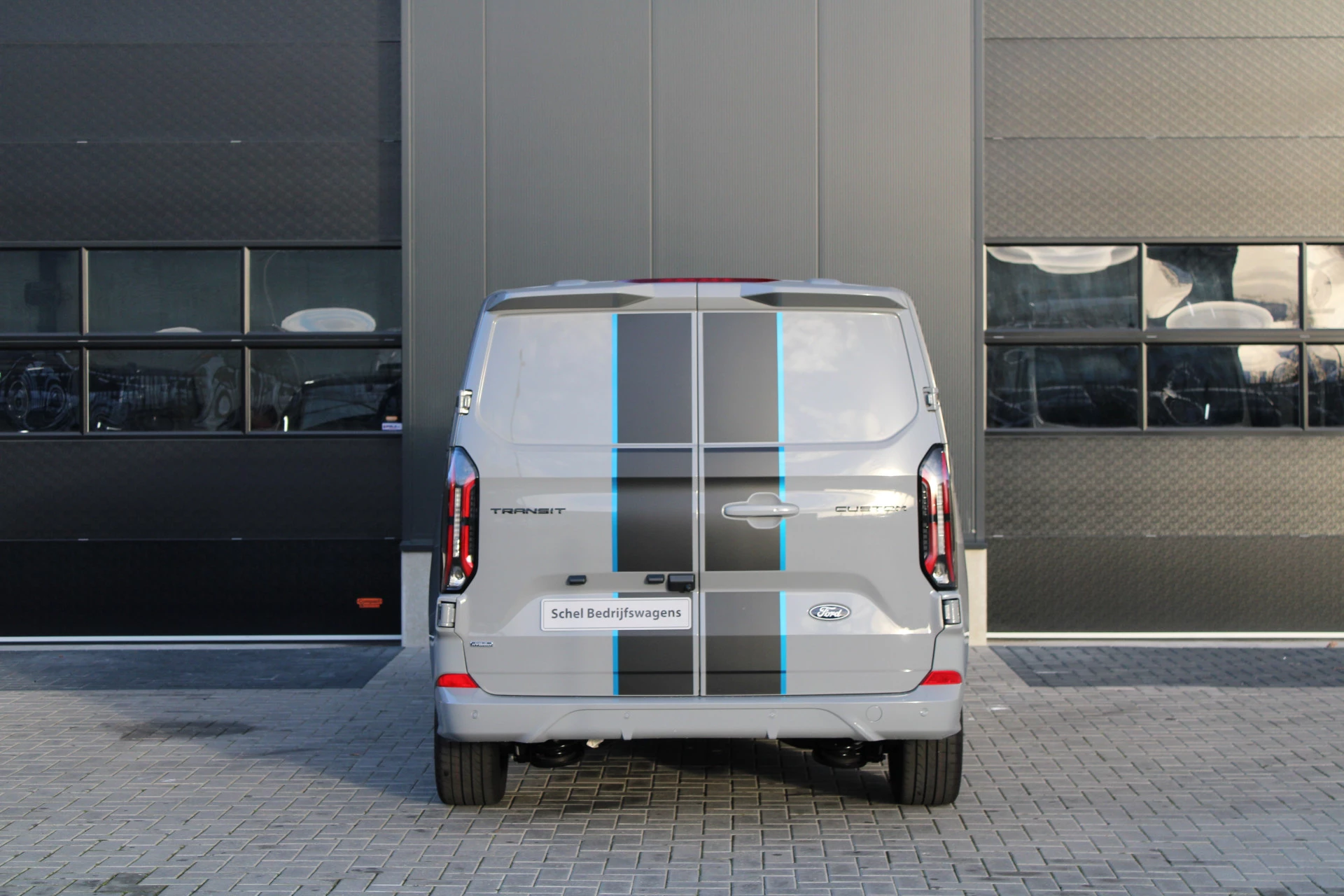 Ford Transit Custom 2025 - 320 2.5 PHEV L1H1 Sport DC 232pk - 2x Schuif - 360 Camera - ACC - Keyless - Stoel/Stuurverwarming - Blindspot - Incl BPM - Rijklaar Bild 7