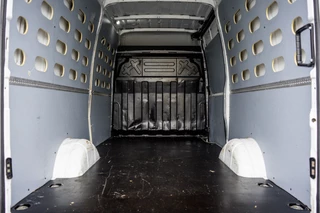 Iveco Daily 2021 - **35S14V 2.3 L2H2 | Automaat | Euro 6 | Cruise | Climate | 3500 KG Trekgewicht | Trekhaak** imagem 9