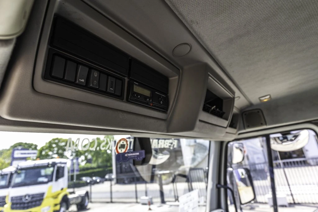 Volvo 2015 - FE 250+HAYON BAR afbeelding 11