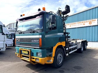 Ginaf M 3232 S 2001 - 6X4 WITH LOGLIFT F105Z 27A & LEEBUR HOOK-ARM SYSTEM (EURO 3 / ZF16 MANUAL GEARBOX / REDUCTION AXLES) te koop