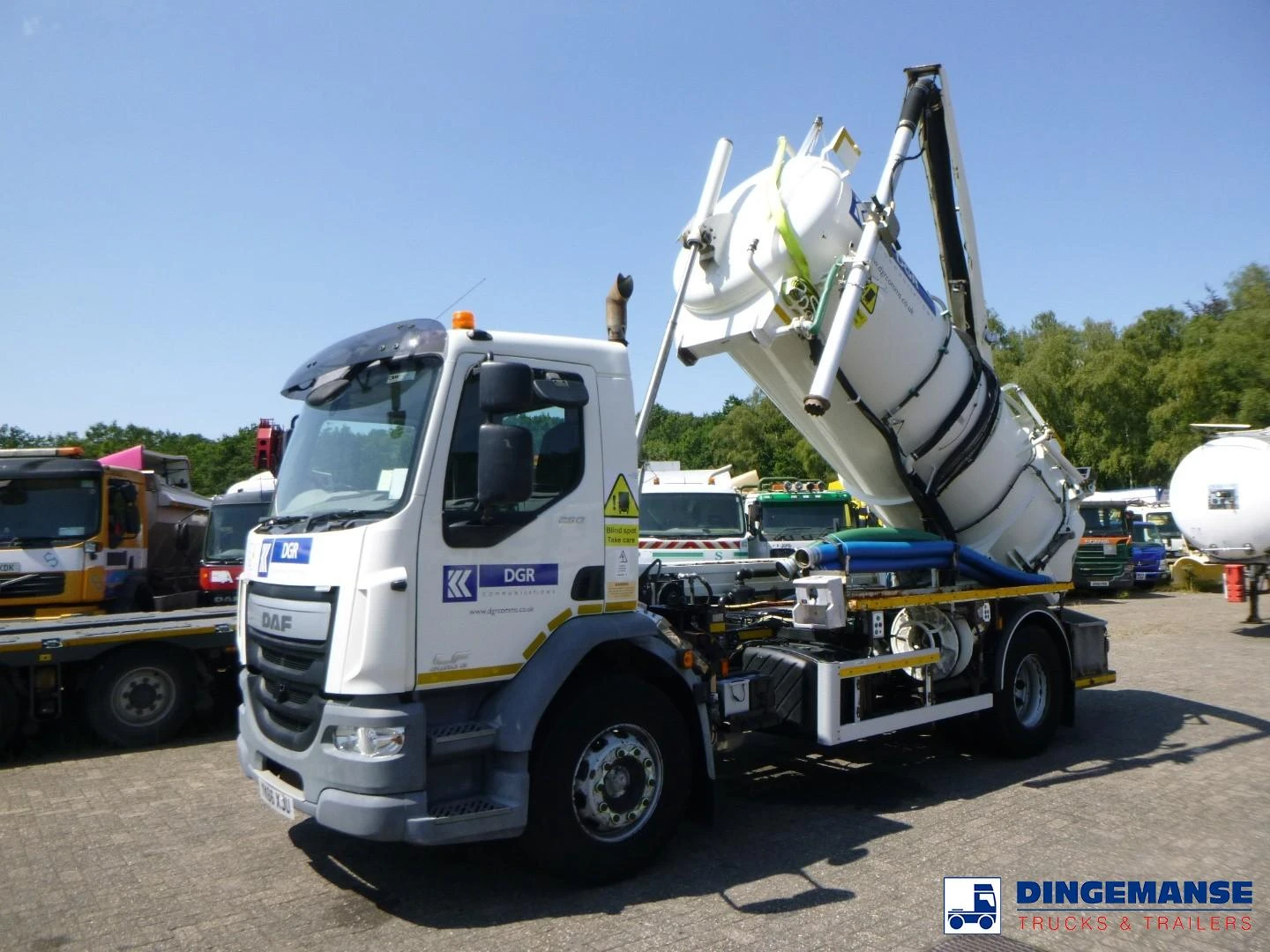 DAF LF 250 2017 - D.A.F. 4x2 RHD Whale vacuum tank 8 m3 Bild 1
