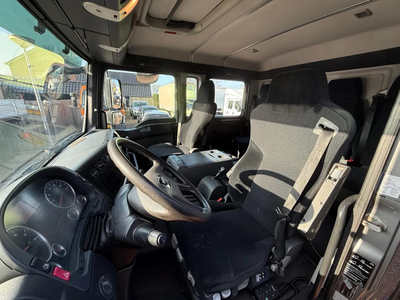 MAN TGL 2011 - 8.180 EEV CrewCab AC Kraan Lier Power Elektric Install Trekhaak afbeelding 7