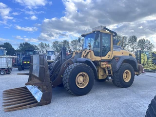 Volvo L120H obrázek 2 náhled