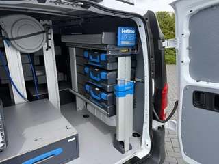 Mercedes-Benz Vito 2023 - 110 CDI / L2H1 / 1e EIG. / UNIEKE SORTIMO INRICHTING / 2x SCHUIFDEUR / **9.446 KM** / 3-ZITS imagem 9