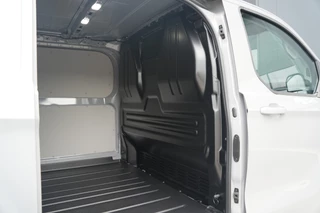 Ford E-Transit Custom 2026 - 320 L1H1 Limited 71 kWh 218pk - Stoel + Stoel - Keyless - Stoelverwarming - Camera - Carplay - Rijklaar obrazek 14