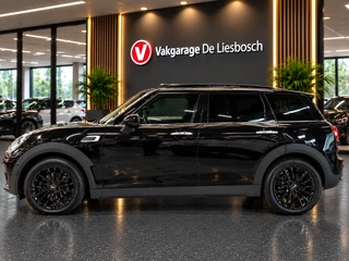 MINI Clubman 2018 - 1.5 Cooper Chili Serious Business/leer/navi/pano/stoelverw/boeken afbeelding 2 miniatuur