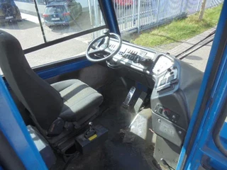 Terberg YT 182 2012 - NL KENTEKEN bild 10