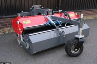 Eurotrac N/A 2024 - Veegmachine met hydraulische opvangbak 180cm zdjecie 1