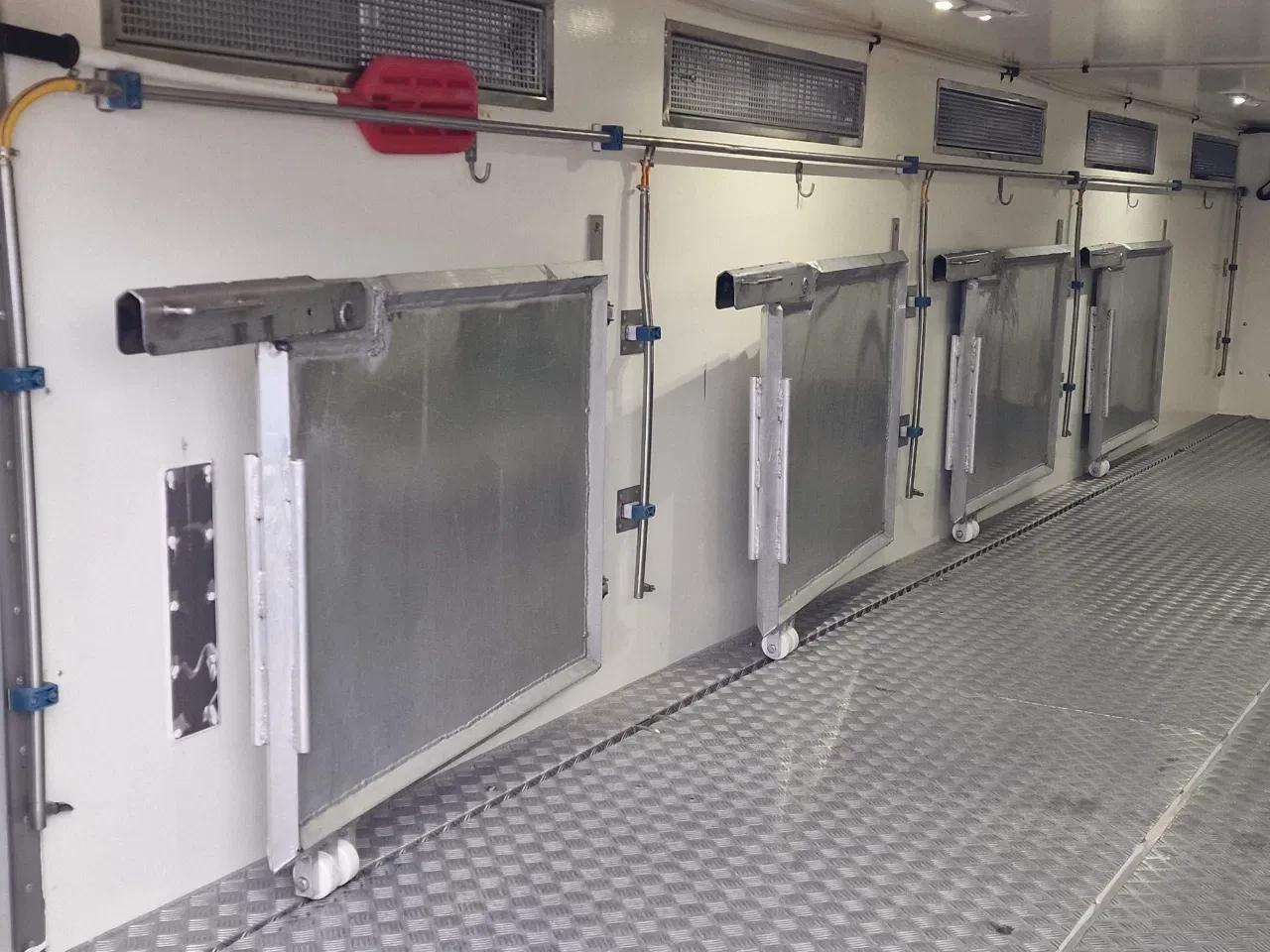DAF XF 2017 - 440 SuperSpaceCab 6x2*4 - 2 deck Closed Livestock - 40M2 - Filtersystem Bild 46