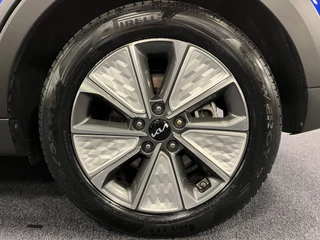 Kia e-Soul 2023 - ExecutiveLine 64kWh 204PK Automaat | Leder | Navigatie | Head-Up display | Schuifdak | Trekhaak | Harman Kardon Audio изображение 120