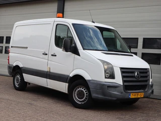 Volkswagen Crafter 2010 - 2.5 TDI 109pk Euro 5 - L1H1 - Trekhaak 3,5t KG afbeelding 2 miniatuur
