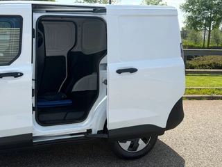 Ford Transit Courier 2025 - Trend Elektrisch 44KWH 300KM Reikwijdte Dubb Schuifdeur Apple CP Airco Cruise control Camera bild 8