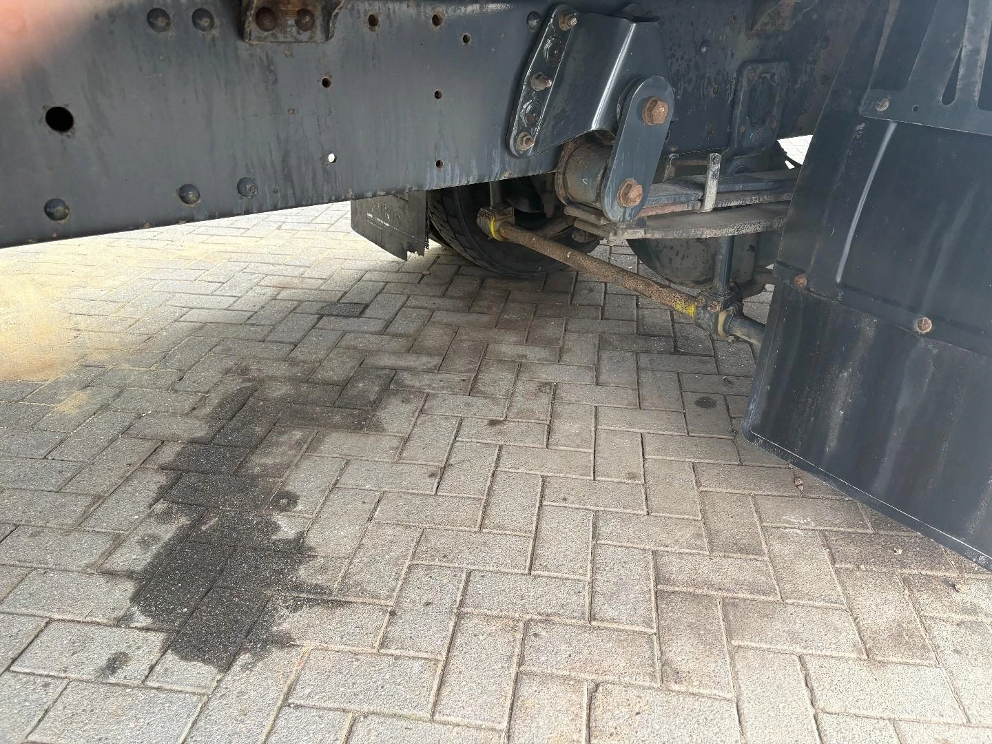 Iveco 120E18 2012 image 21