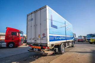 Renault N/A 2012 - PREMIUM 300 DXI + DHOLLANDIA 1.5T. afbeelding 6