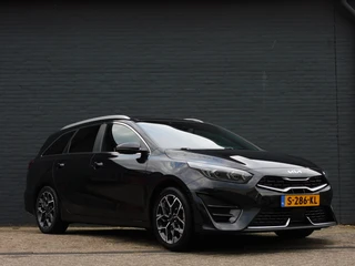 Kia Ceed Sportswagon 2023 - 1.5 T-GDi GT-PlusLine image 2 thumbnail