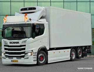 Scania G 2024 - 560 NGS FULL AIR RETARDER ONLY 96.000 KM ISOLATED BOX THERMO KING TAIL LIFT NEW CONDITION изображение 1