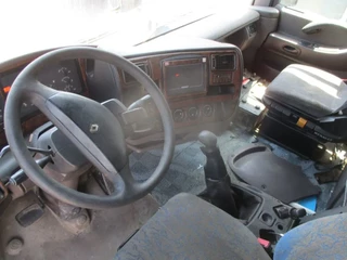 Renault Magnum AE 385 1996 - Magnum AE 385 , Manual , 6x4 , 3 Way Tipper , Spring suspension imagen 12
