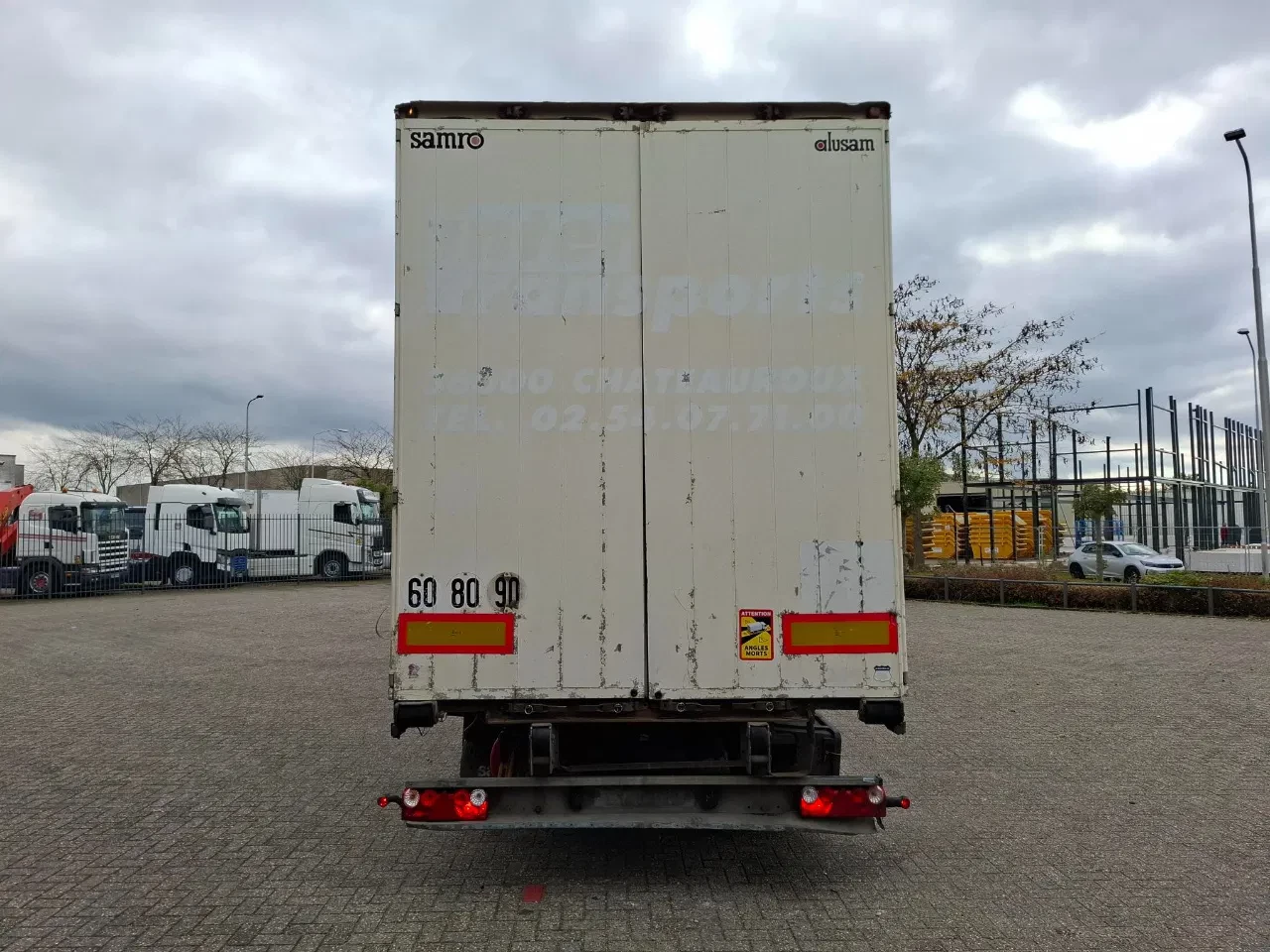 Renault T480 COMFORT 2017 - / DOUBLE TANK / TIR LINE / TUV:30-03-2026 / THROUGH LOADING SYSTEM / LWDS / AUTOMATIC / EURO-6 / 2017 obrázek 4