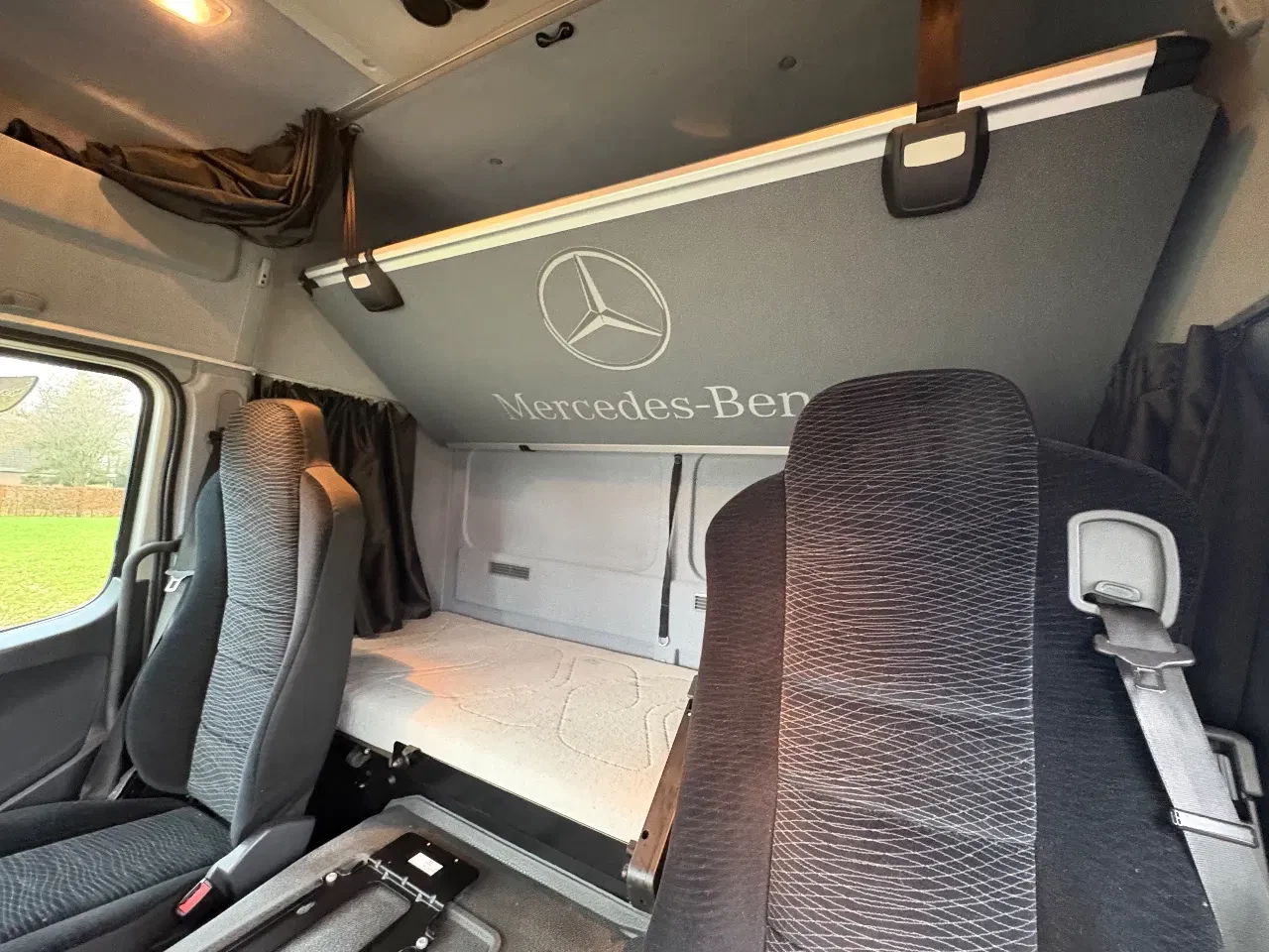 Mercedes-Benz Atego 2014 zdjęcie 19