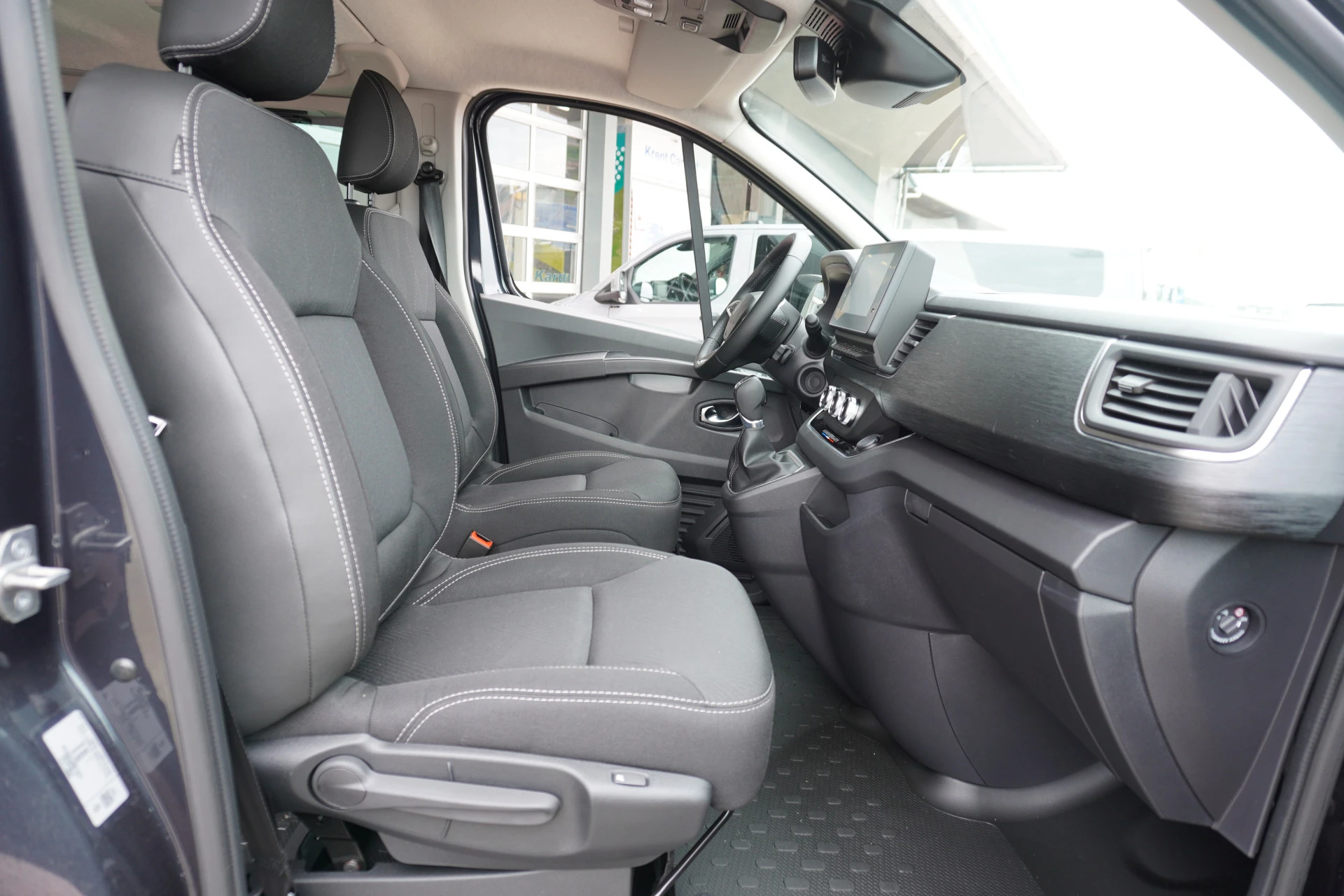 Renault Trafic 2024 - 2.0 Blue dCi 170PK T29 L2H1 Extra Anniversary DC Automaat zdjęcie 15