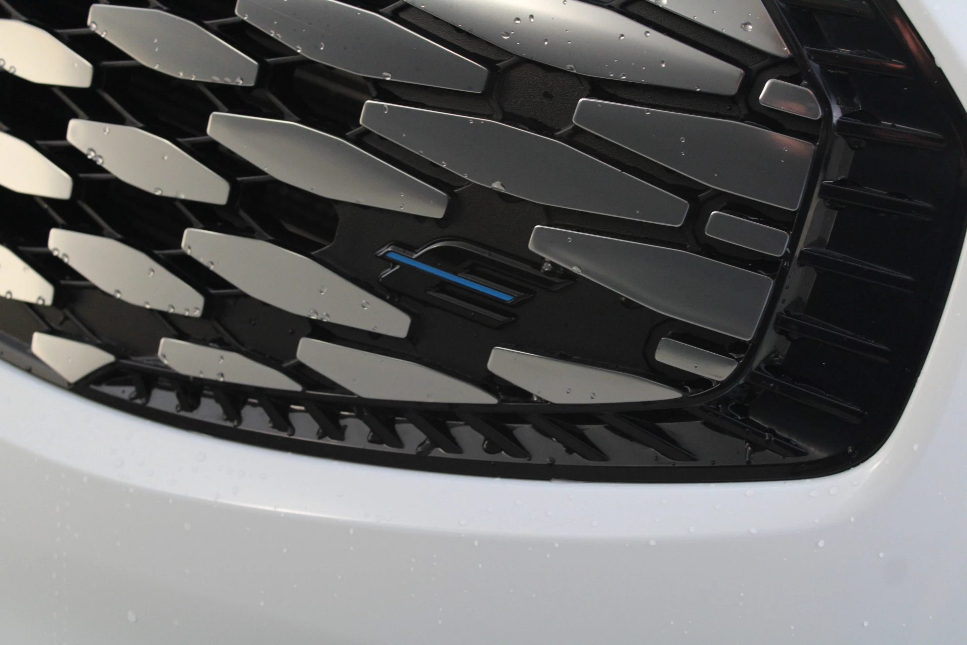 Ford E-Transit Custom 2025 - 340 L2H1 Limited 65 kWh 218pk - 2x Schuif - LED - 360 Camera - B&O - ACC - Navi - Stoel/Stuurverwarming - Rijklaar afbeelding 44