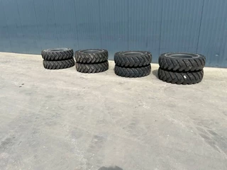 Kuhmo N/A 2024 - 1000 x 20 Set / 10.00 x 20: 4x2 Tyres obrazek 1