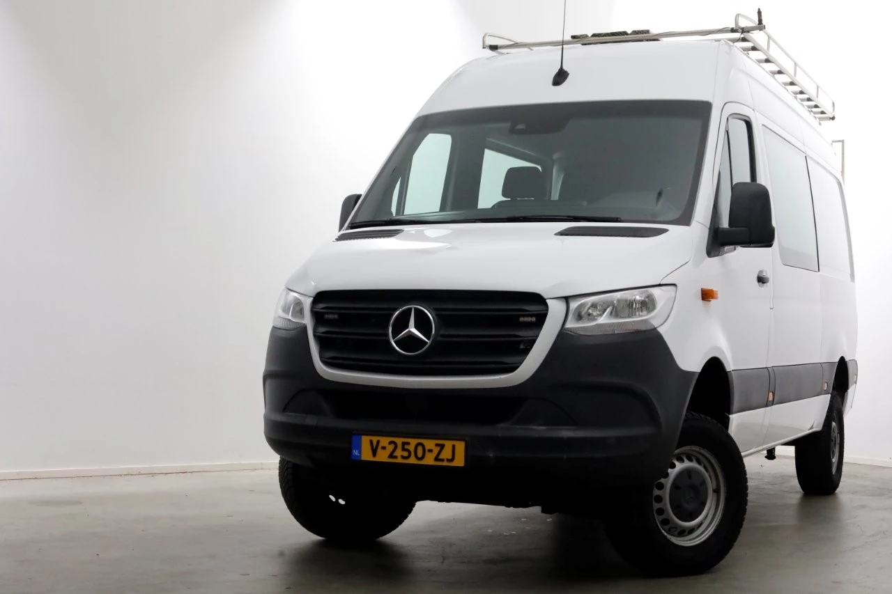 Mercedes-Benz Sprinter 2019 - 314 CDI 143pk E6 L2H2 4x4 ZG1 D.C. Airco/Navi/Trekhaak 2800kg 05-2019 afbeelding 1