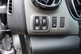 Renault Trafic 2018 - 1.6 dCi 122PK T29 L2H1 Luxe изображение 17